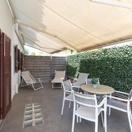 La Terrazza Sul Tirreno 3* Geata